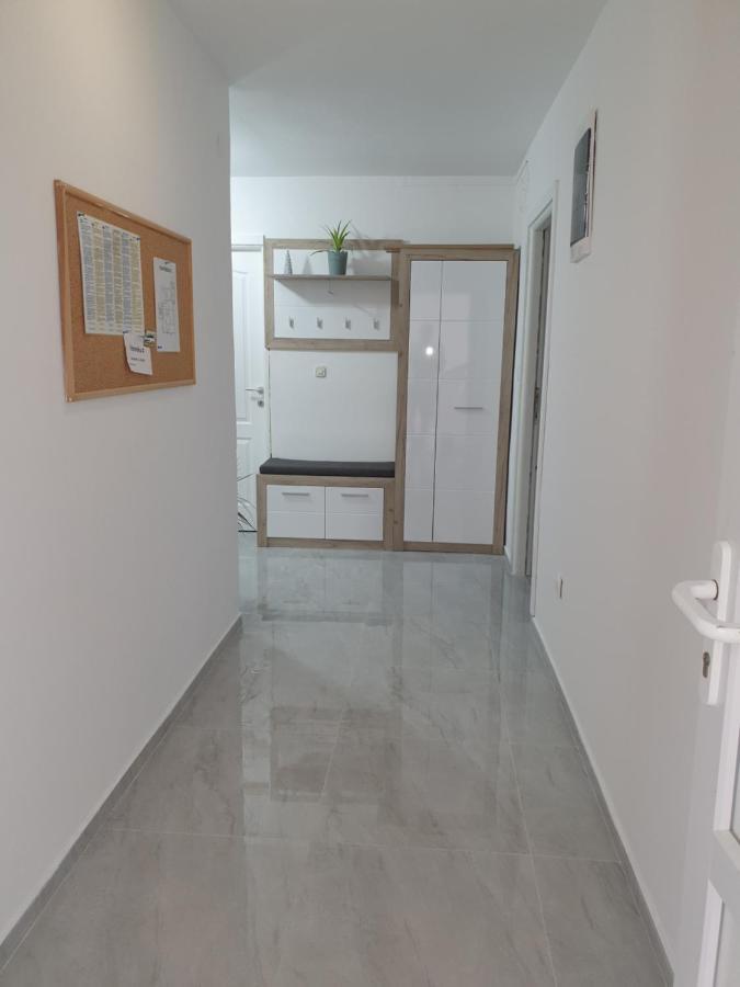 Apartmani Veronika Novalja Kültér fotó