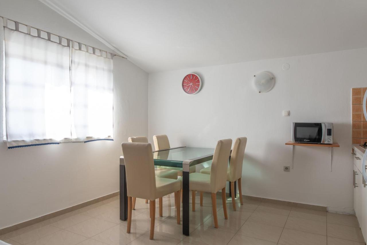 Apartmani Veronika Novalja Kültér fotó
