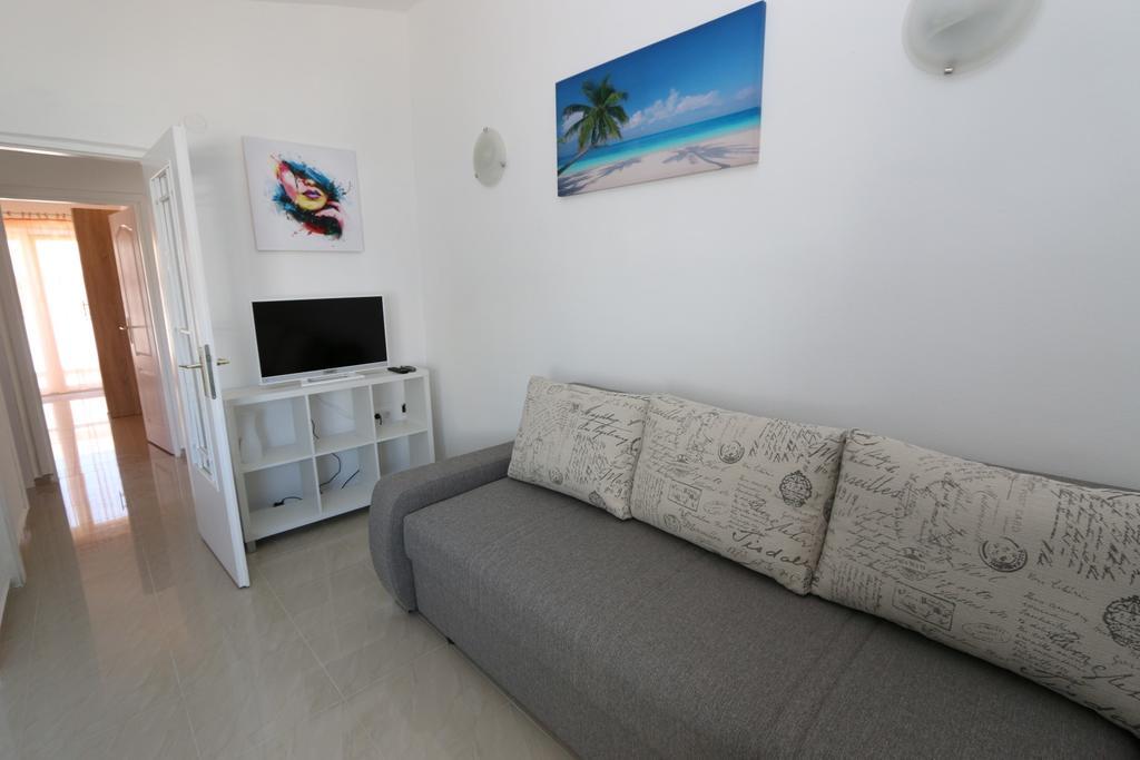 Apartmani Veronika Novalja Kültér fotó