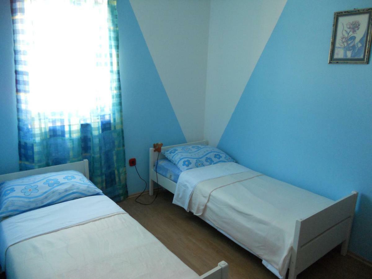 Apartmani Veronika Novalja Kültér fotó
