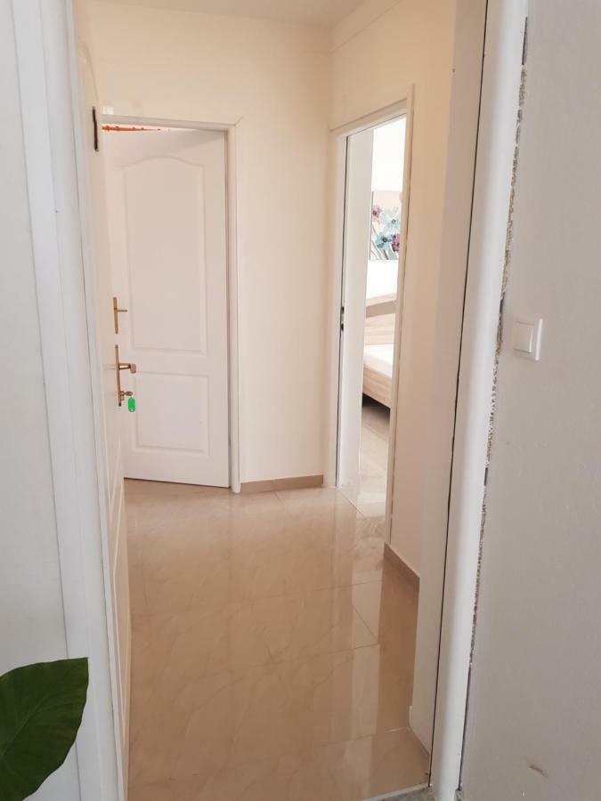 Apartmani Veronika Novalja Kültér fotó